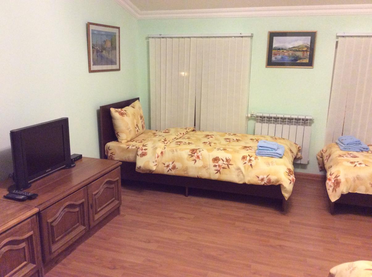 Bonjour Guest House Ереван Екстериор снимка