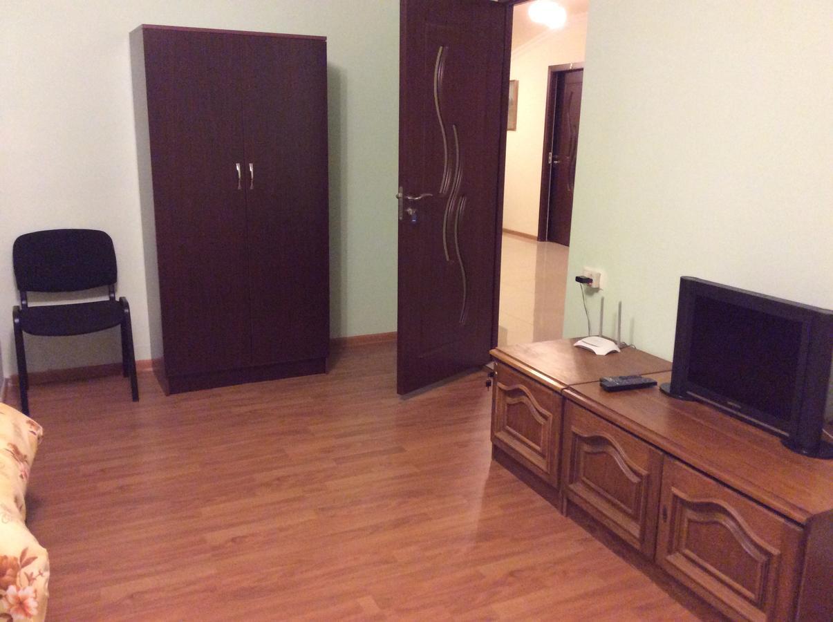 Bonjour Guest House Ереван Екстериор снимка