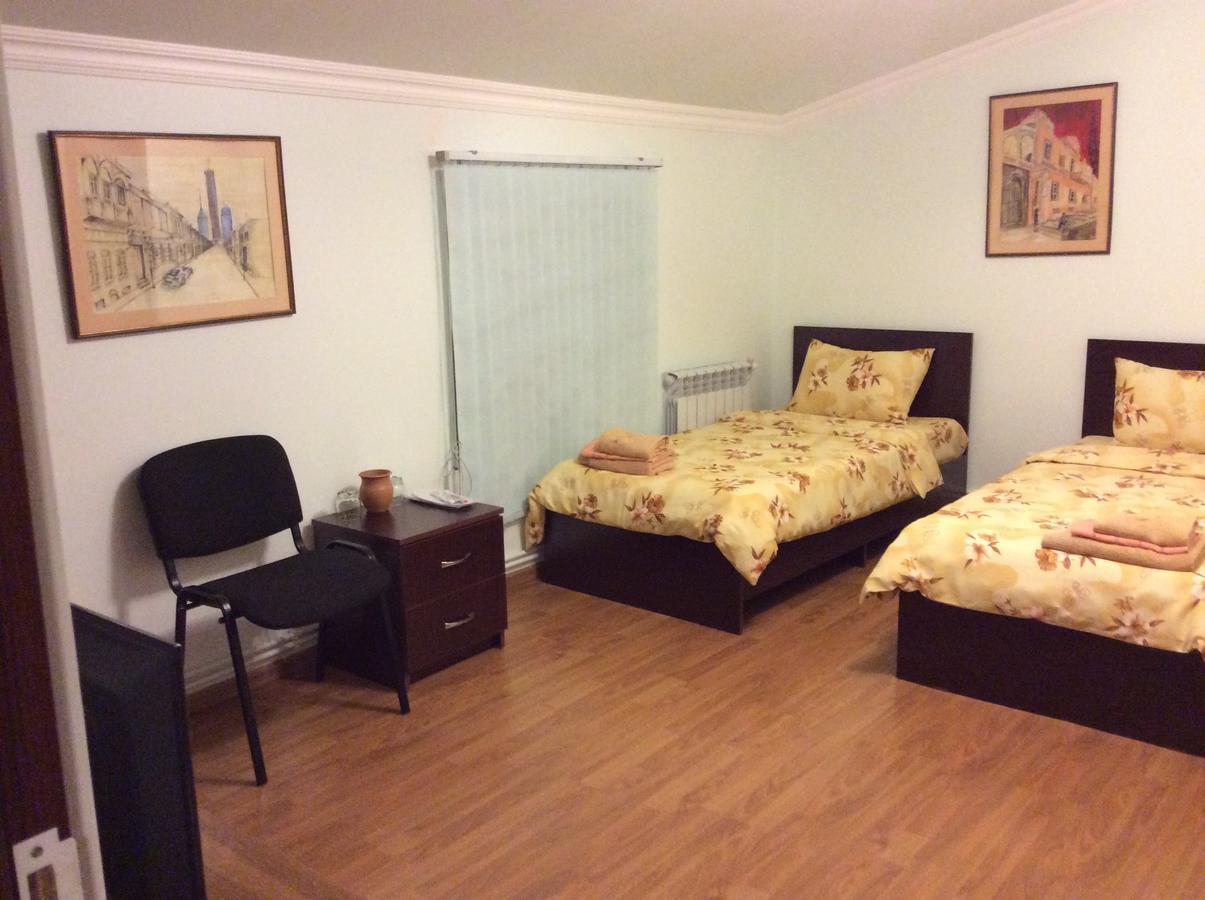 Bonjour Guest House Ереван Екстериор снимка